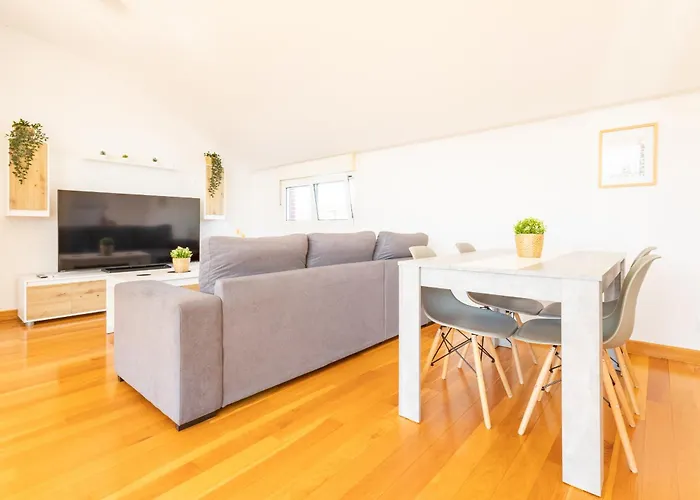 Atico Duplex I Terraza I Vistas Al Mar I Parking I Wifi 桑坦德